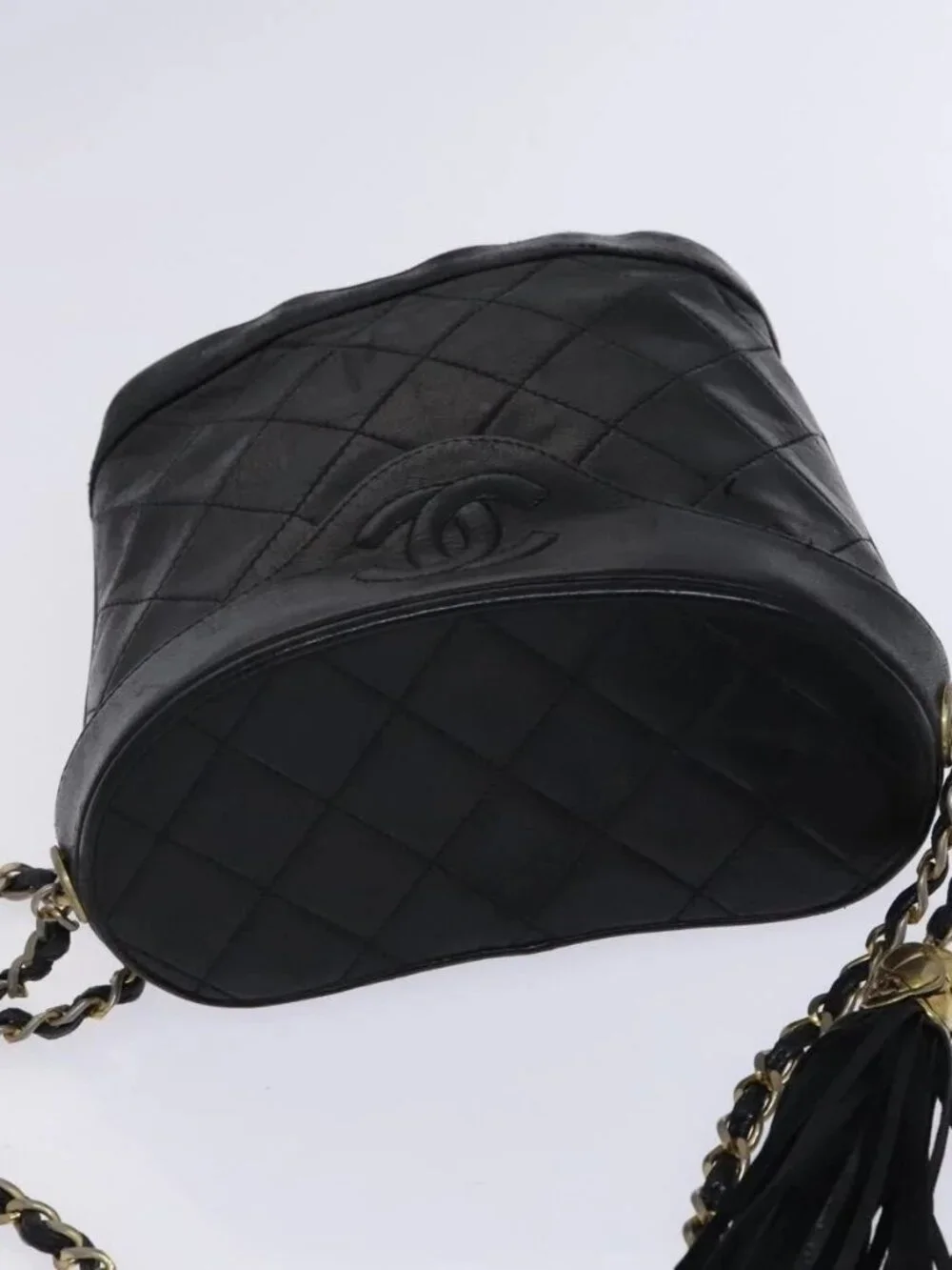 CHANEL Matelasse Chain Shoulder Bag Lamb Skin Black CC Auth bs23838